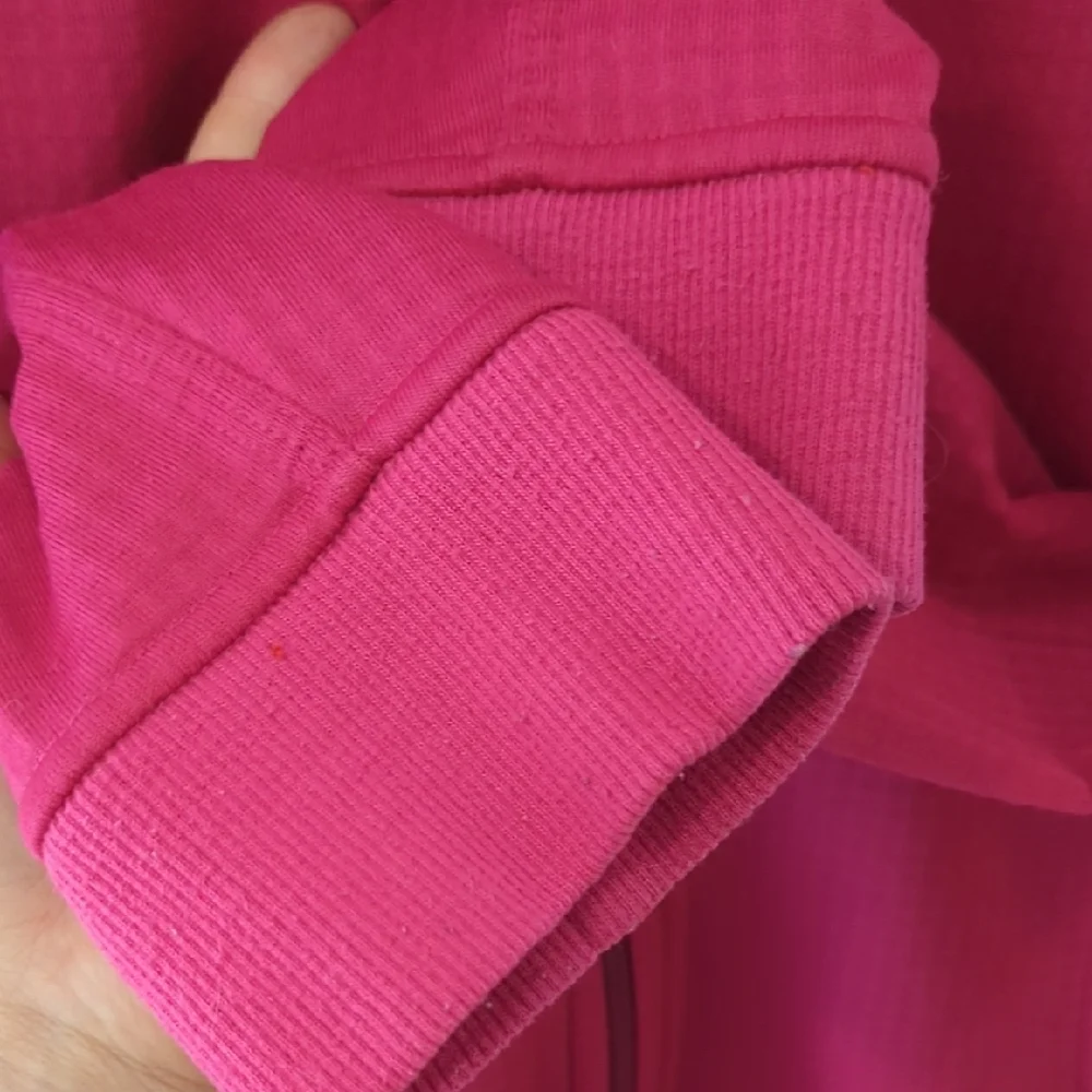 Patagonia Women's Hot Pink Hoodie Jacket - Picture 4 of 6